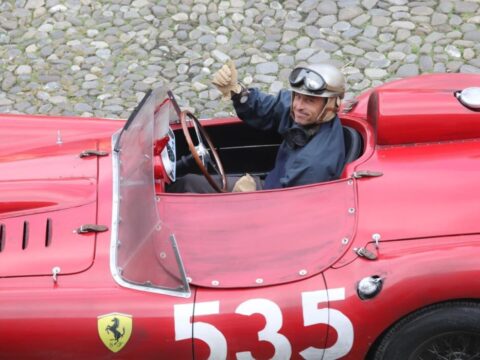 Ciak 'Ferrari' sul Gran Sasso, Dempsey guida la rossa