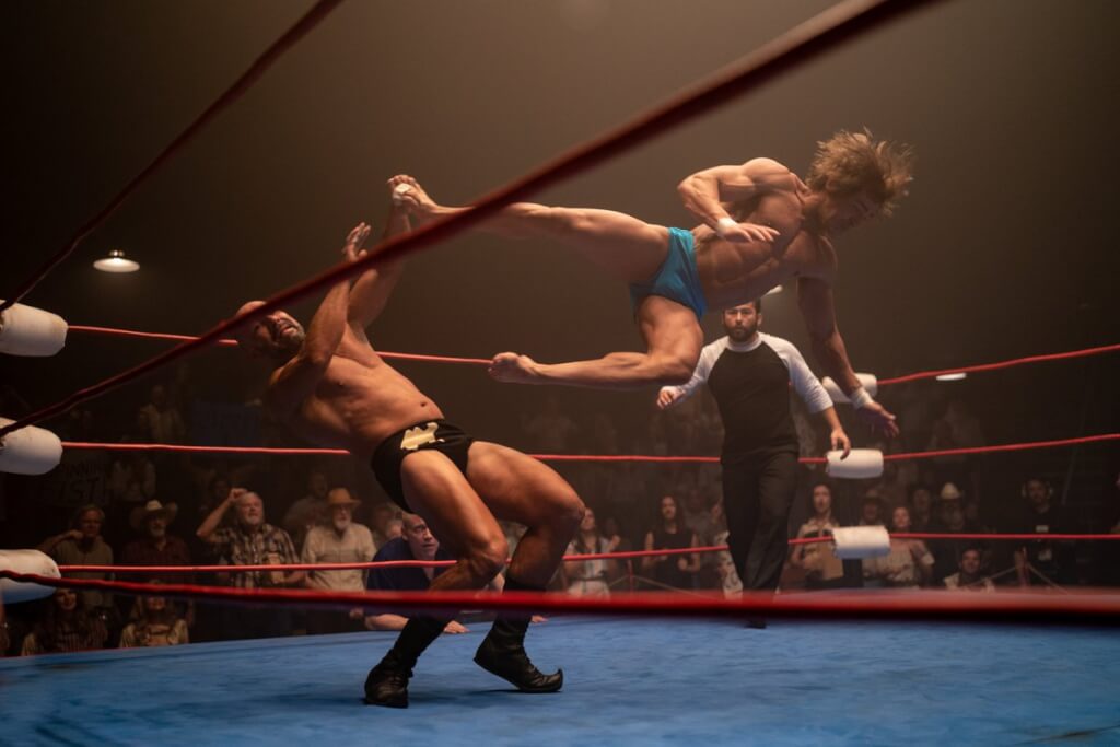 Zac Efron sale sul ring: nei panni del leggendario wrestler Kevin Von Erich