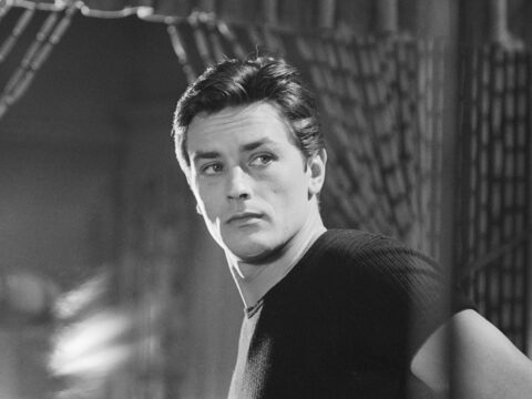 E' morto Alain Delon: il leggendario attore si è spento circondato dalla famiglia