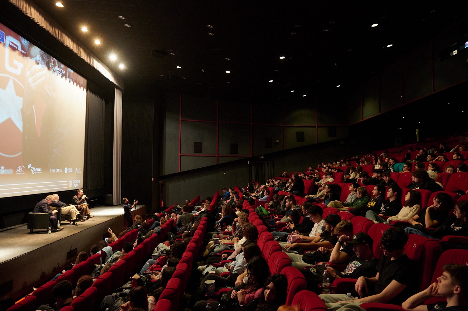 Cinema e Scuola: al via domani i progetti Scuola ABC: uno sguardo sul futuro a partire dalle nuove generazioni