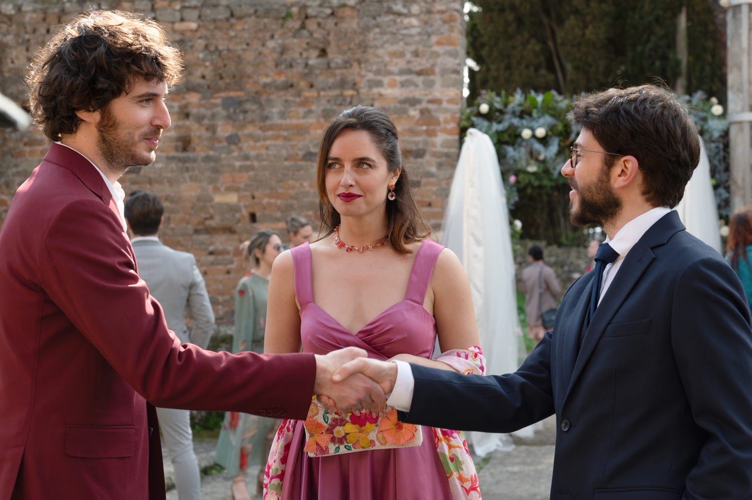 Fatti vedere con Matilde Gioli, Asia Argento, Francesco Centorame e Pierpaolo Spollon, dal 6 Febbraio al Cinema